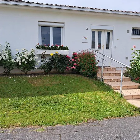 Charmante Maison Au Calme Reims Exterior photo