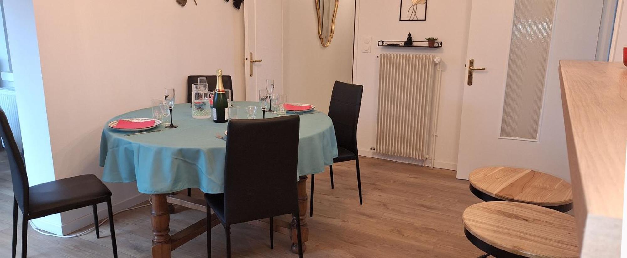 Holiday home Charmante Maison Au Calme *